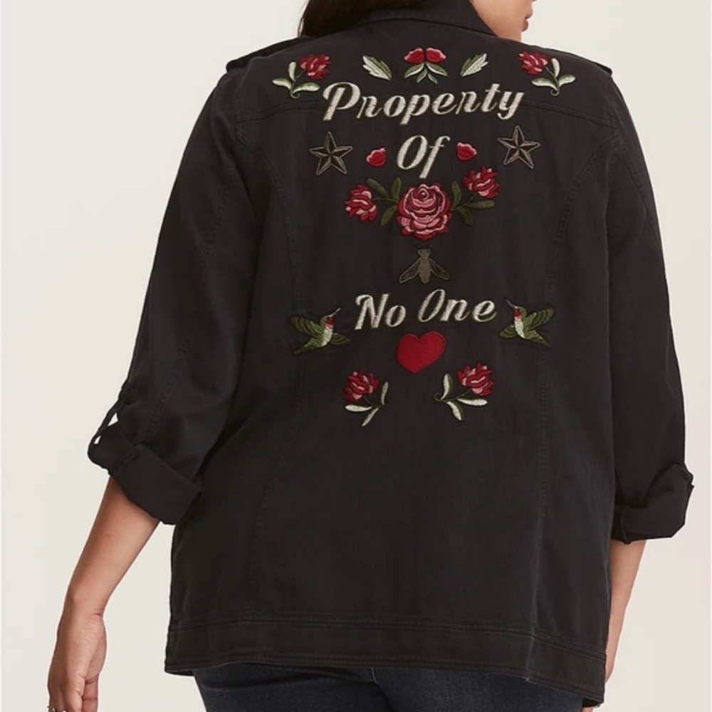 🔥TORRID "Property Of No One" Twill Shirt Jacket
